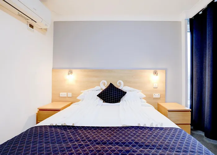 Oyo The Chiltern Hotel